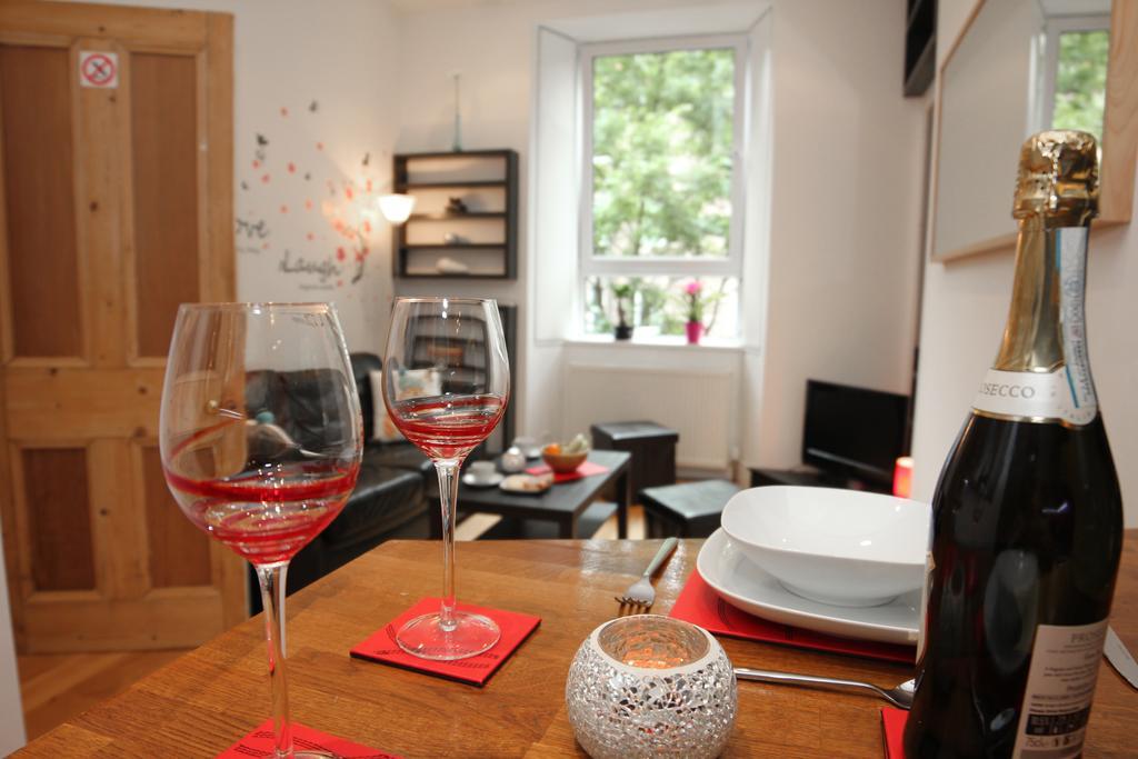 Chic & Bright Flat Near Holyrood Park Apartamento Edimburgo Quarto foto